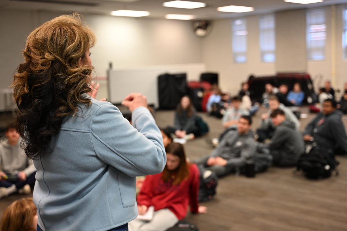 Hult inspires connections within mentor program